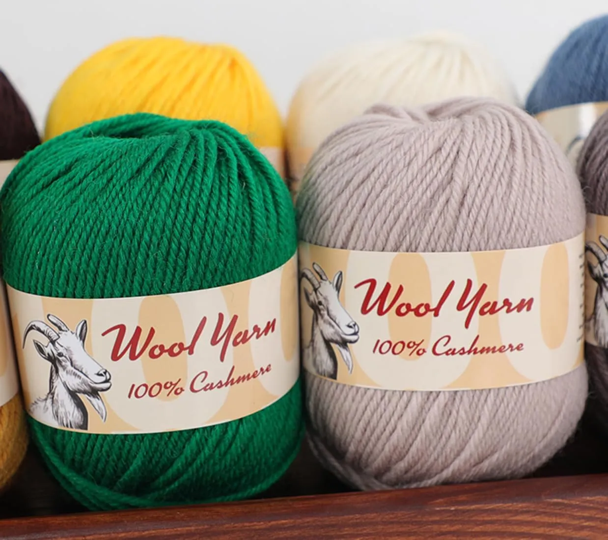 100% Cashmere Wool Yarn (Pack of 10) by Yonkey Monkey 500gr Imported Knitting Crochet (Big Green 23)