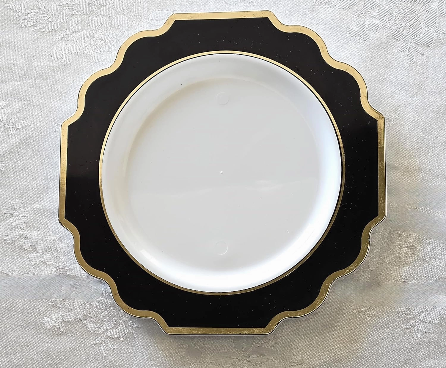 " OCCASIONS " 240 Plates Pack,(120 Guests) Heavyweight Wedding Party Disposable Plastic Plates Set -120 x 10.5'' Dinner   120 x 8'' Salad / Dessert (Imperial in Black & Gold)