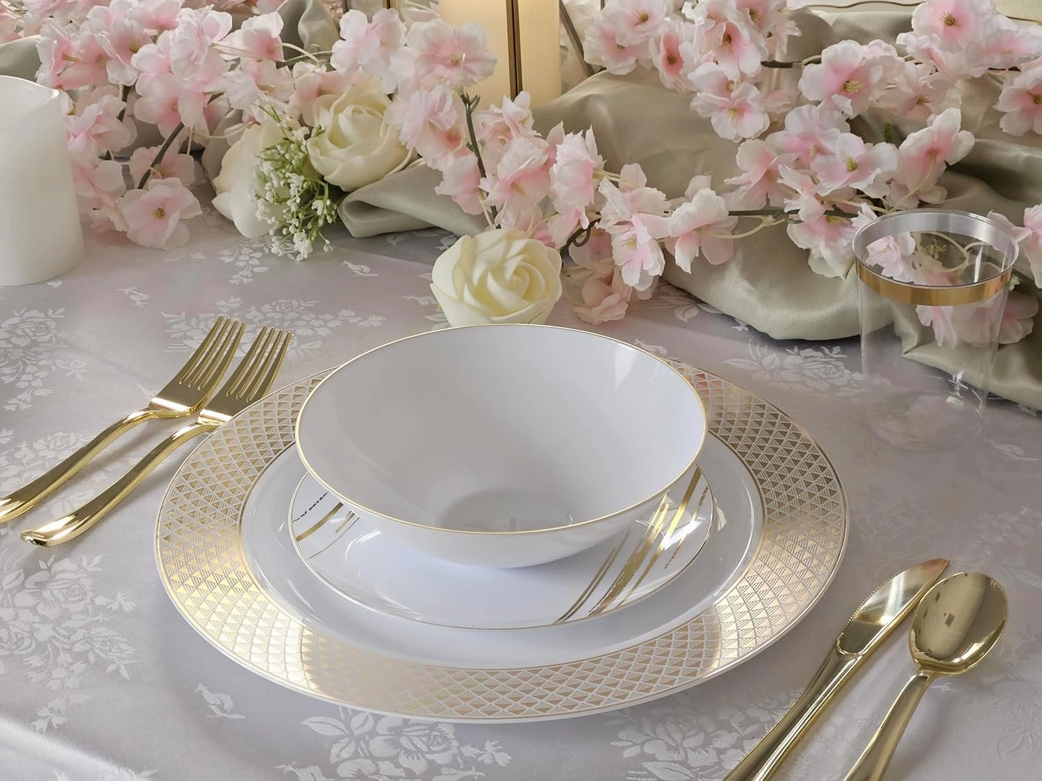 " OCCASIONS " 40 pcs Chargers pack Wedding Party 12'' Disposable Plastic Charger Plates/Chargers (Celebration White & Gold)