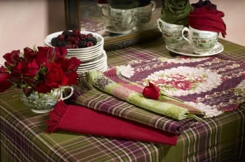 April Cornell Decadent Victorian 54-Inch Square Tablecloth, Victorian Portrait Purple