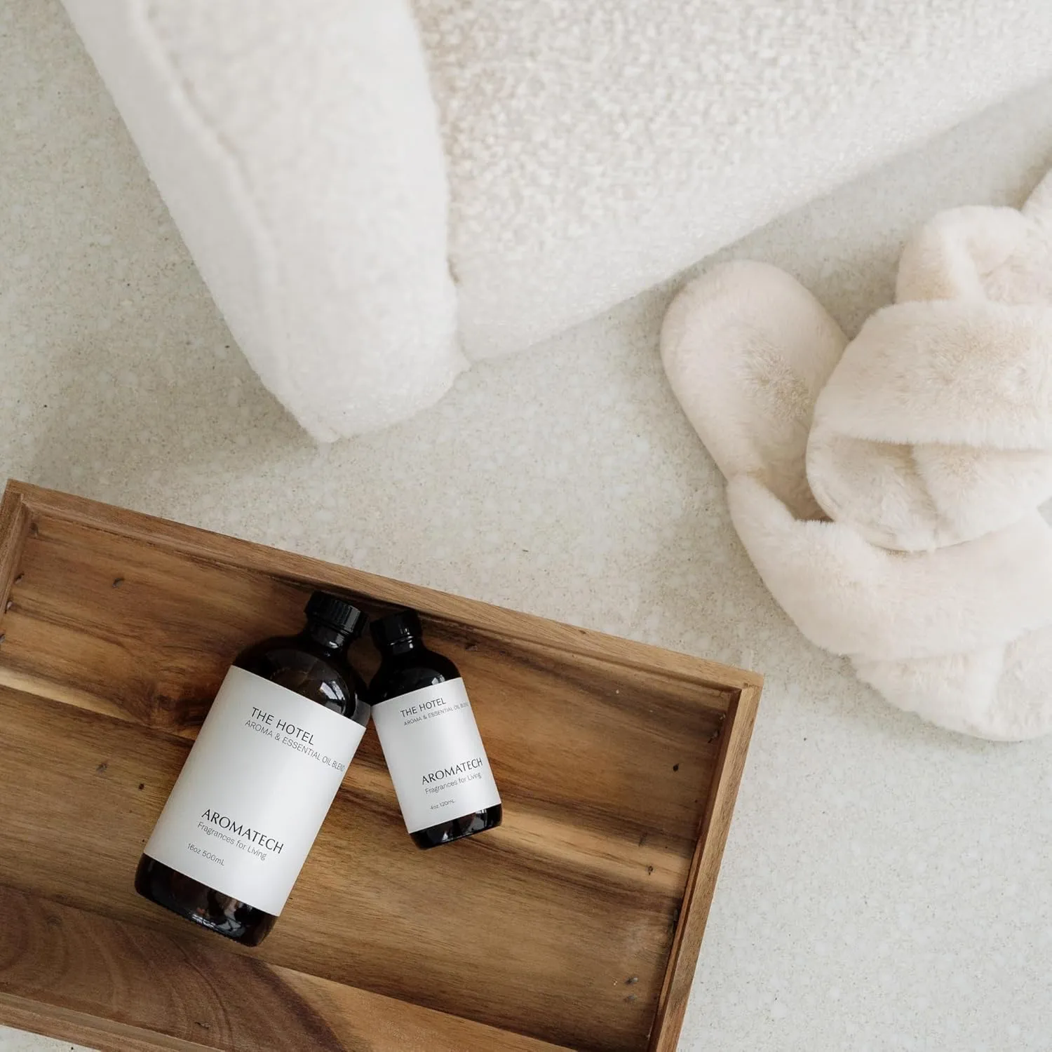 AromaTech The Hotel Aroma Essential Oil Blend: Luxury Hotel Inspired Aromatherapy with Lemon, Lavender, Peach & Pine for Ultrasonic Diffusers & Nebulizers - 16 fl oz, 500 mL