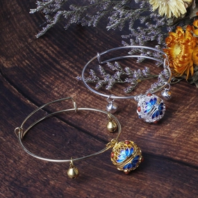 Bronze Cloisonne fragrance palace bell Bracelet palace Retro Style Bracelet dark fragrance sleeve hollow out national style bracelet
