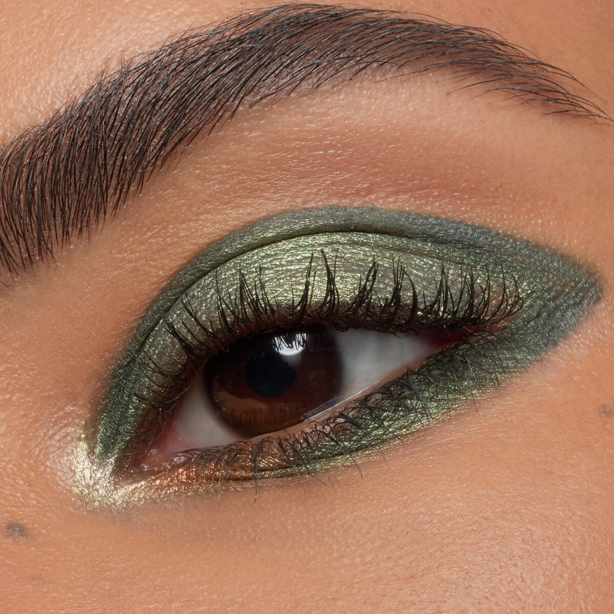 Essence Trust Your Intuition Mini Eyeshadow Palette