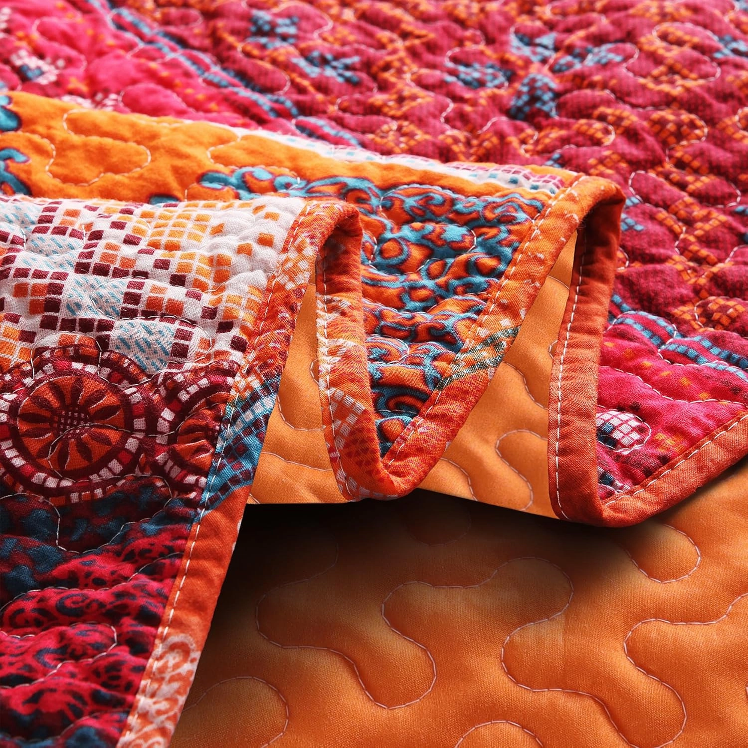 Exclusivo Mezcla Reversible Microfiber Boho Striped Pattern Quilted Throw Blanket for Bed/Couch/Sofa, Reversible Summer Versatile Lap Throws Soft and Lightweight (50"x 60", Bohemian Red and Orange)
