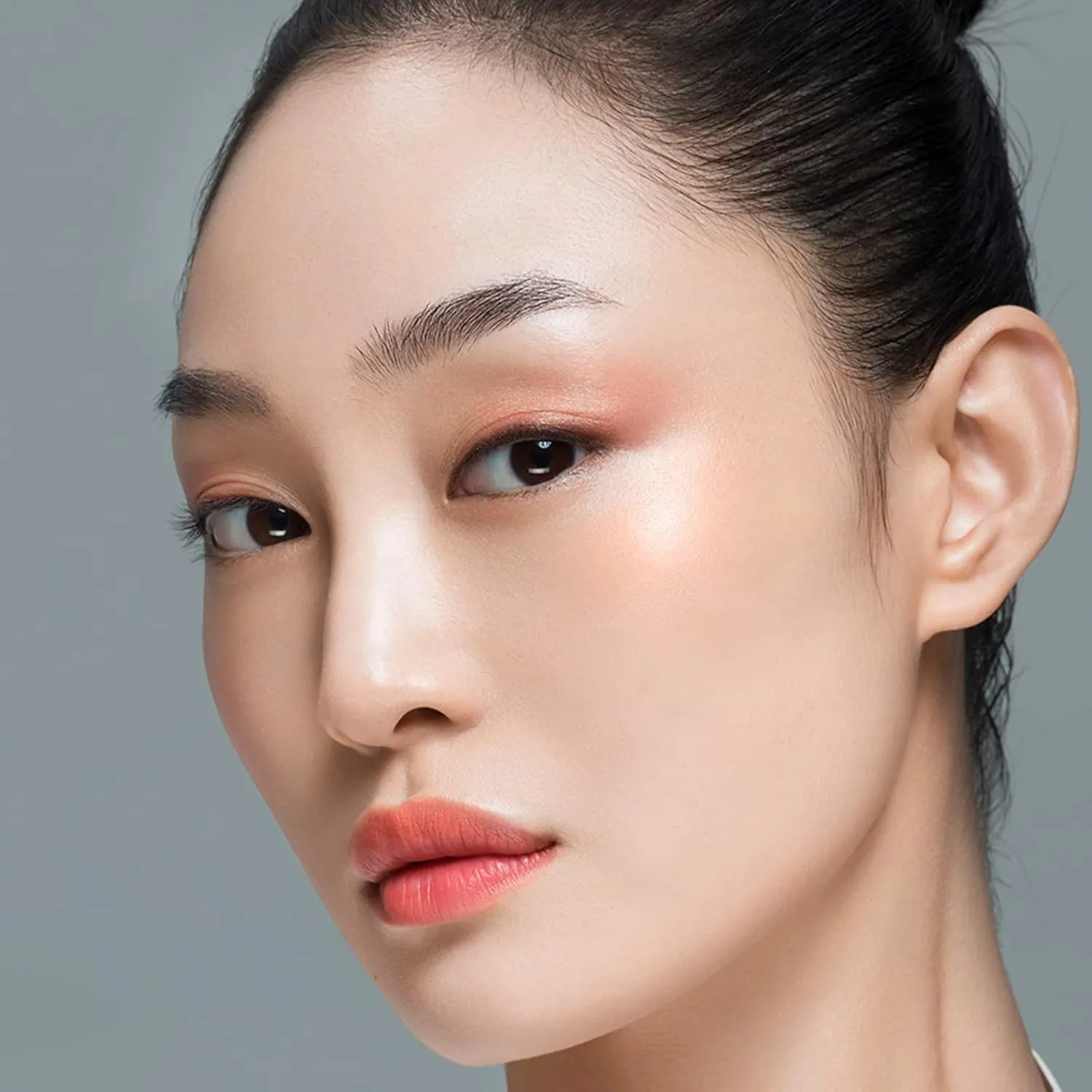 FLORASIS · Peach Blossom Carved Flower Pattern Highlighter 02 Chasing Fireflies: Shimmering Peachy Gold