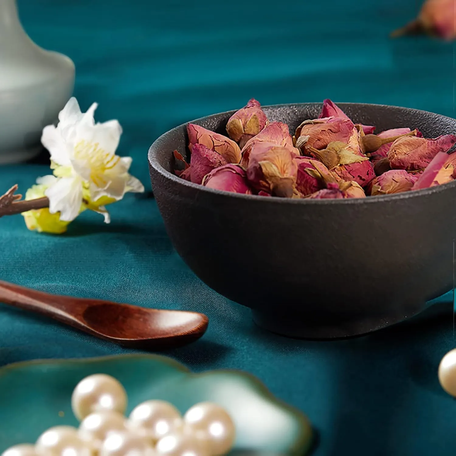 FLORASIS · Peach Blossom Carved Flower Pattern Highlighter 02 Chasing Fireflies: Shimmering Peachy Gold
