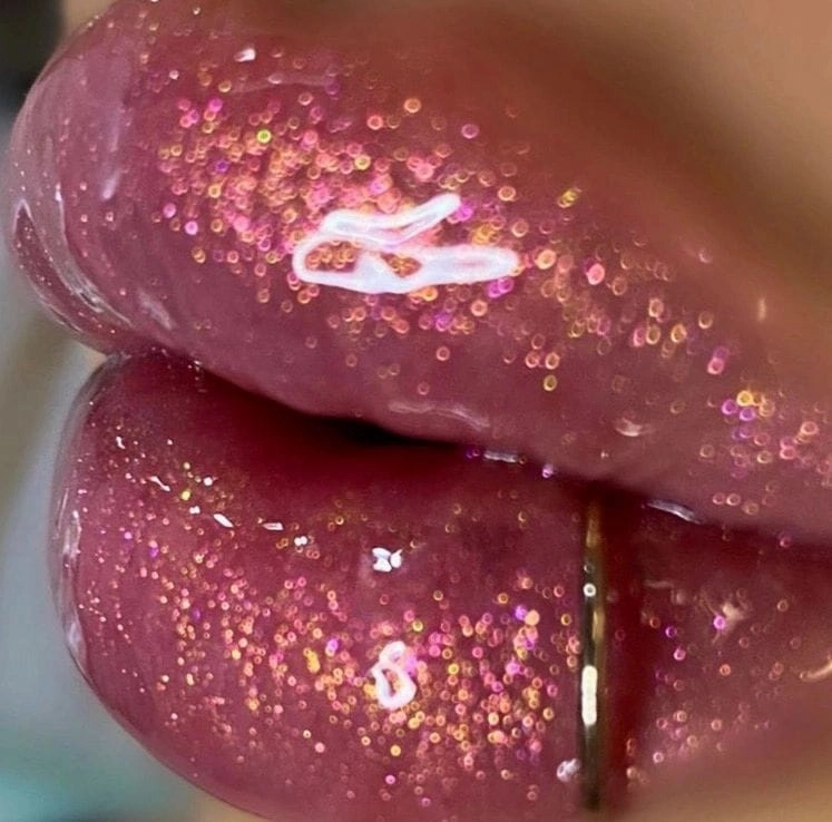 Holo Gorgeous