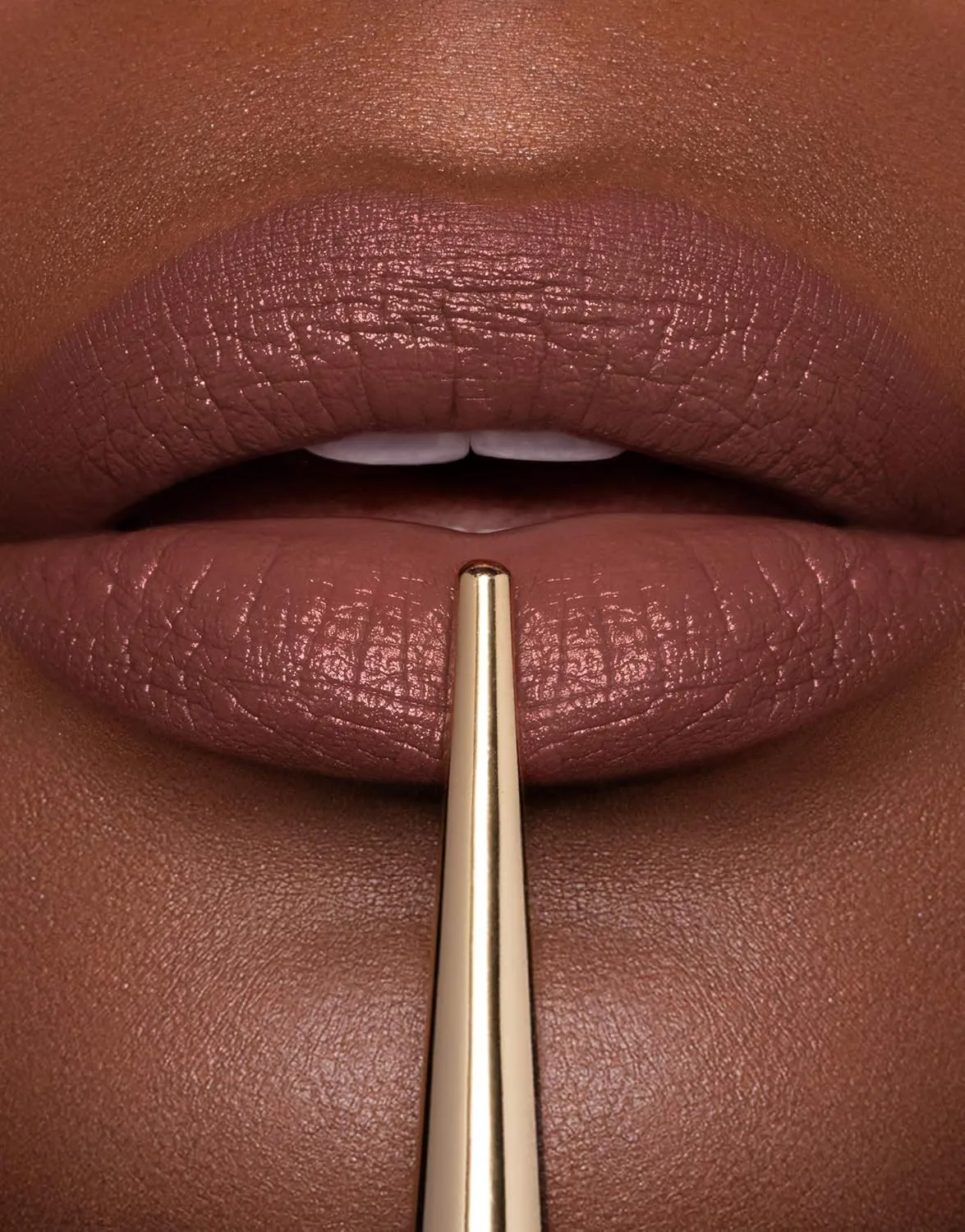 HOURGLASS Confession Lipstick (I'm Addicted)