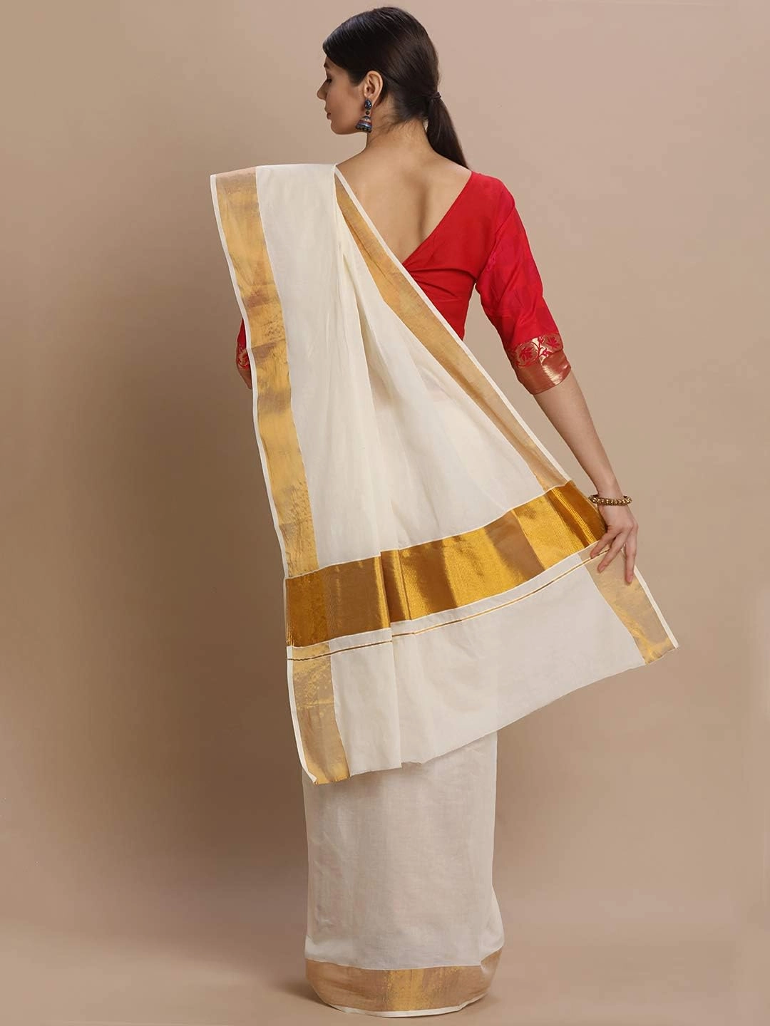 Kasavu Saree Pure Cotton with Tassels – Handwoven South Indian Design,Soft Fabric, & Festive's Wear