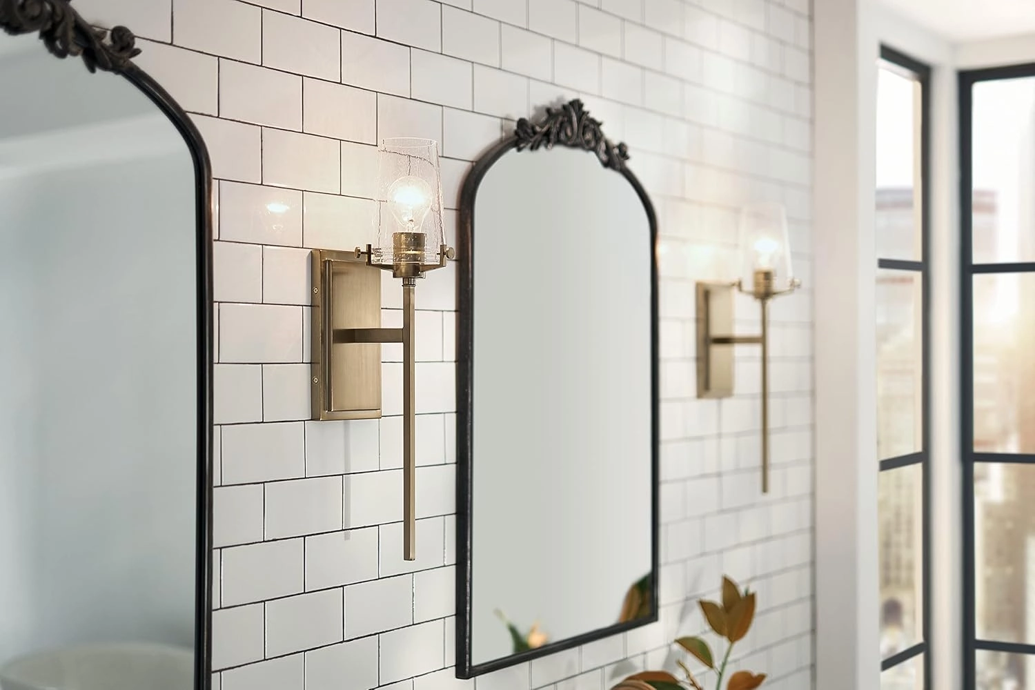Kichler, Alton 22.25 inch 1 Light Wall Sconce with Clear Seeded Glass in Champagne Bronze for Hallway, Entry, Bathroom and Powder Room, (22.25" H x 5" W x 7.5" Ext), 45295CPZ