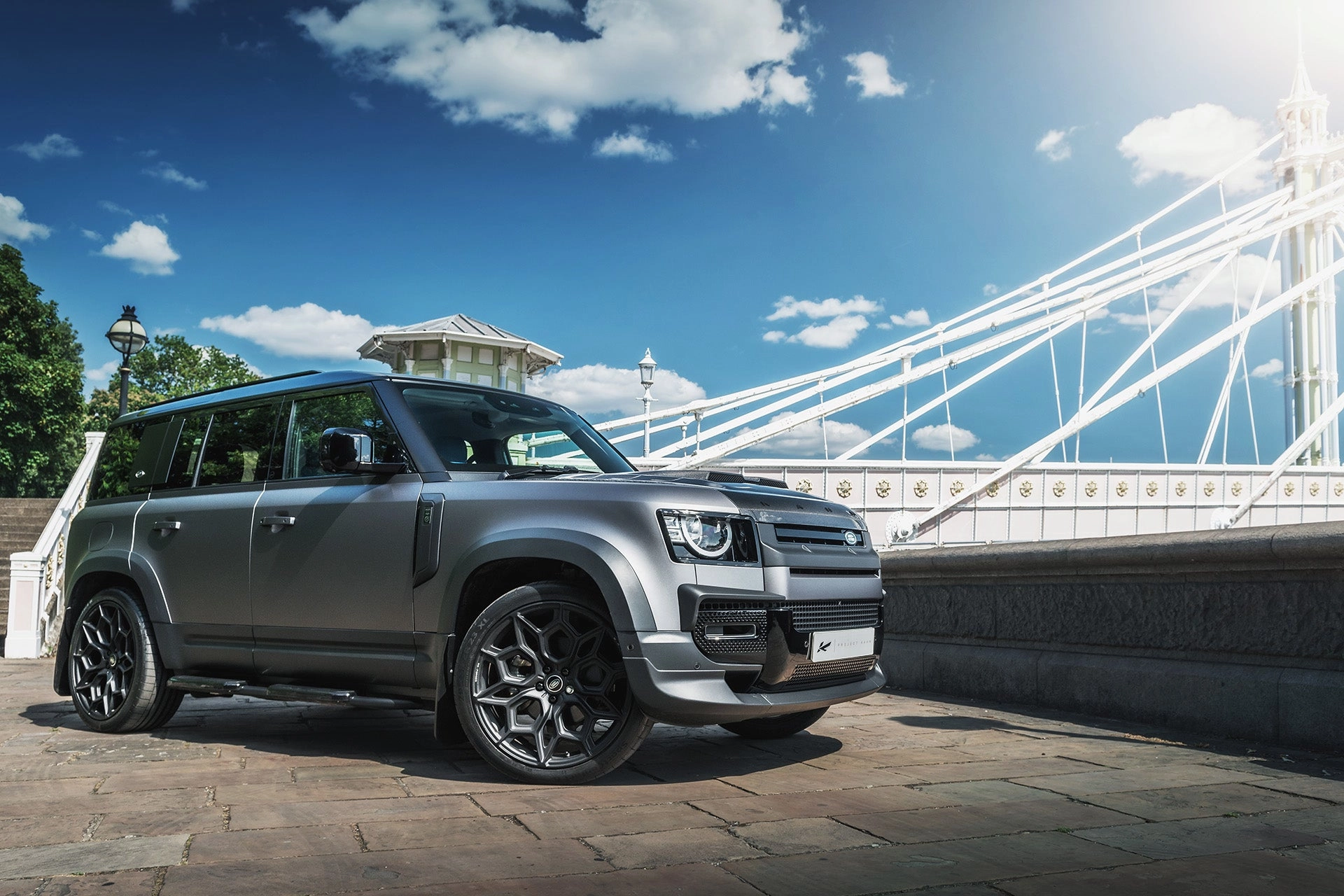 Land Rover Defender 110 - Satin Grey Exterior