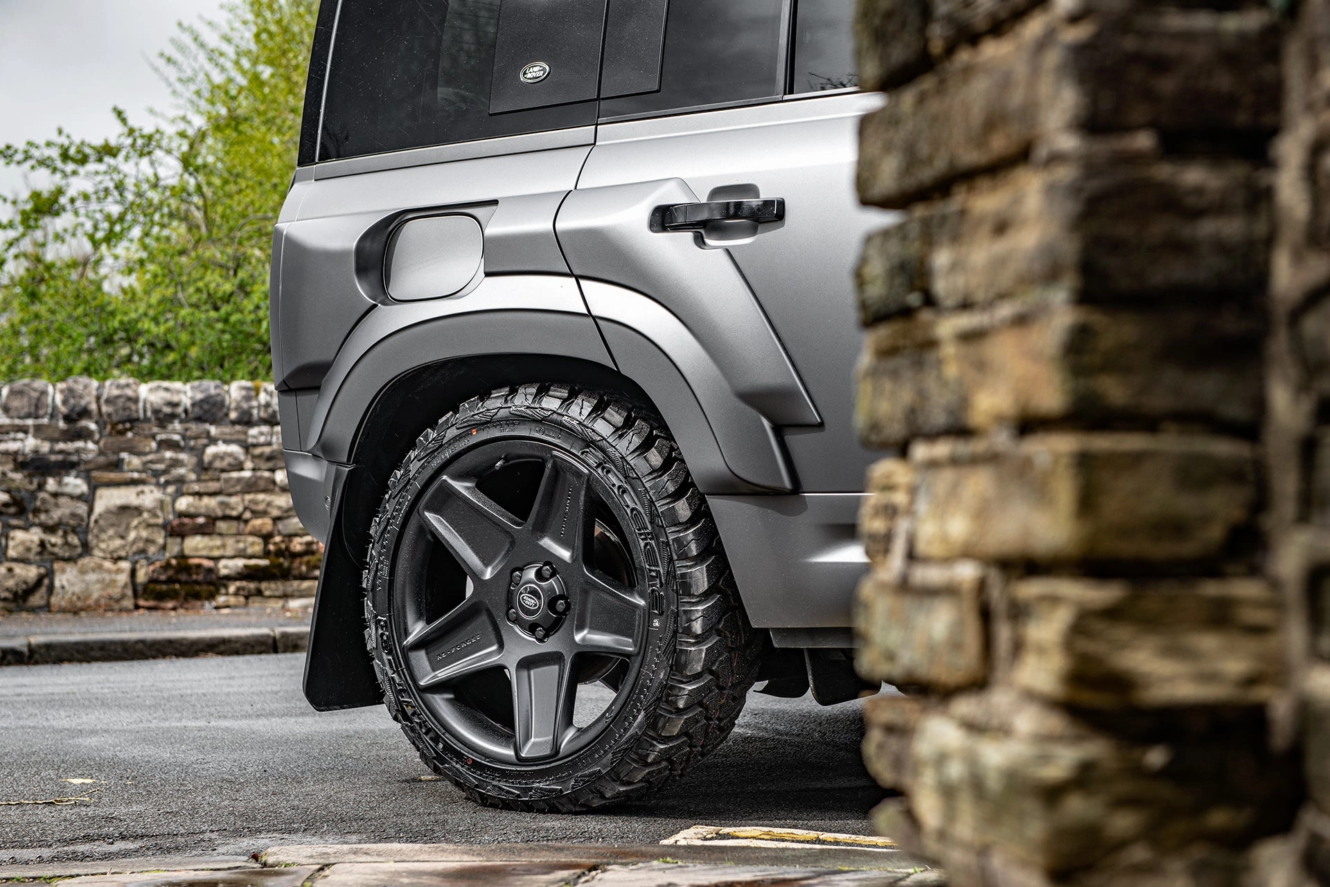 Land Rover Defender 110  Wide Body