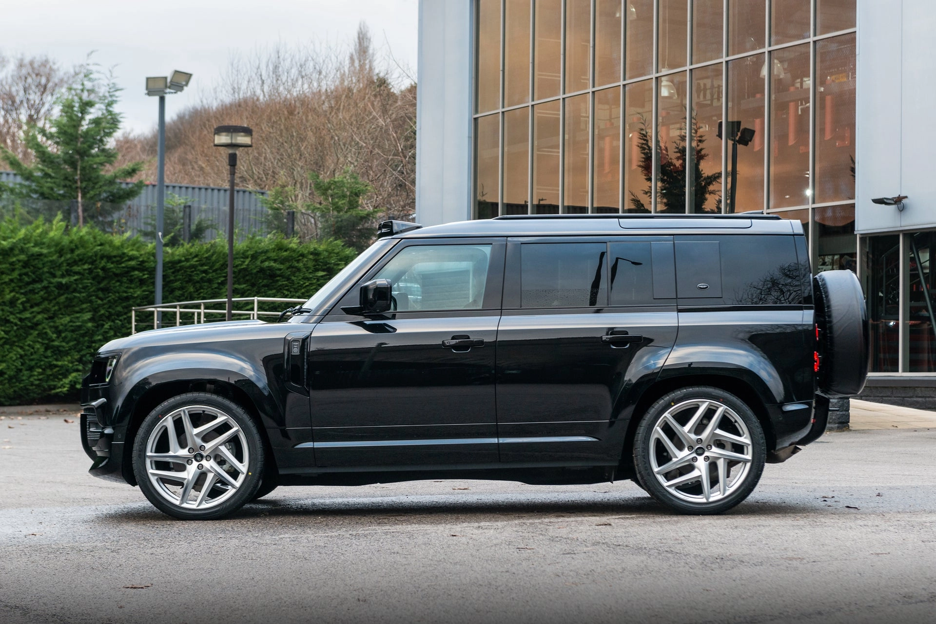 Land Rover Defender (2020-Present) Type 52 RS-Forged Alloy Wheels