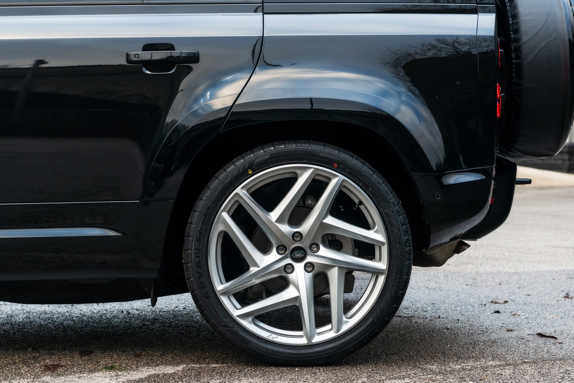 Land Rover Defender (2020-Present) Type 52 RS-Forged Alloy Wheels