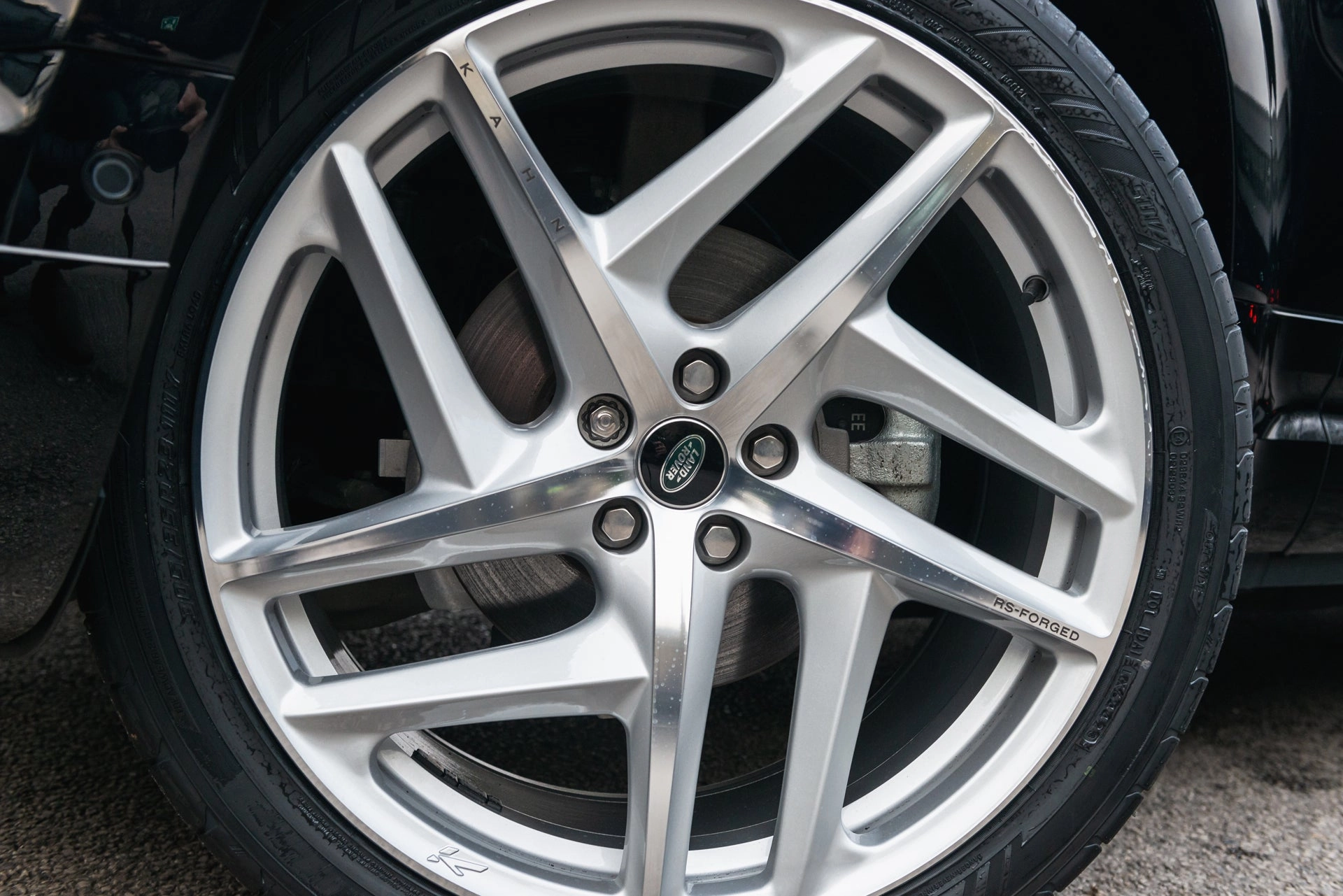 Land Rover Defender (2020-Present) Type 52 RS-Forged Alloy Wheels
