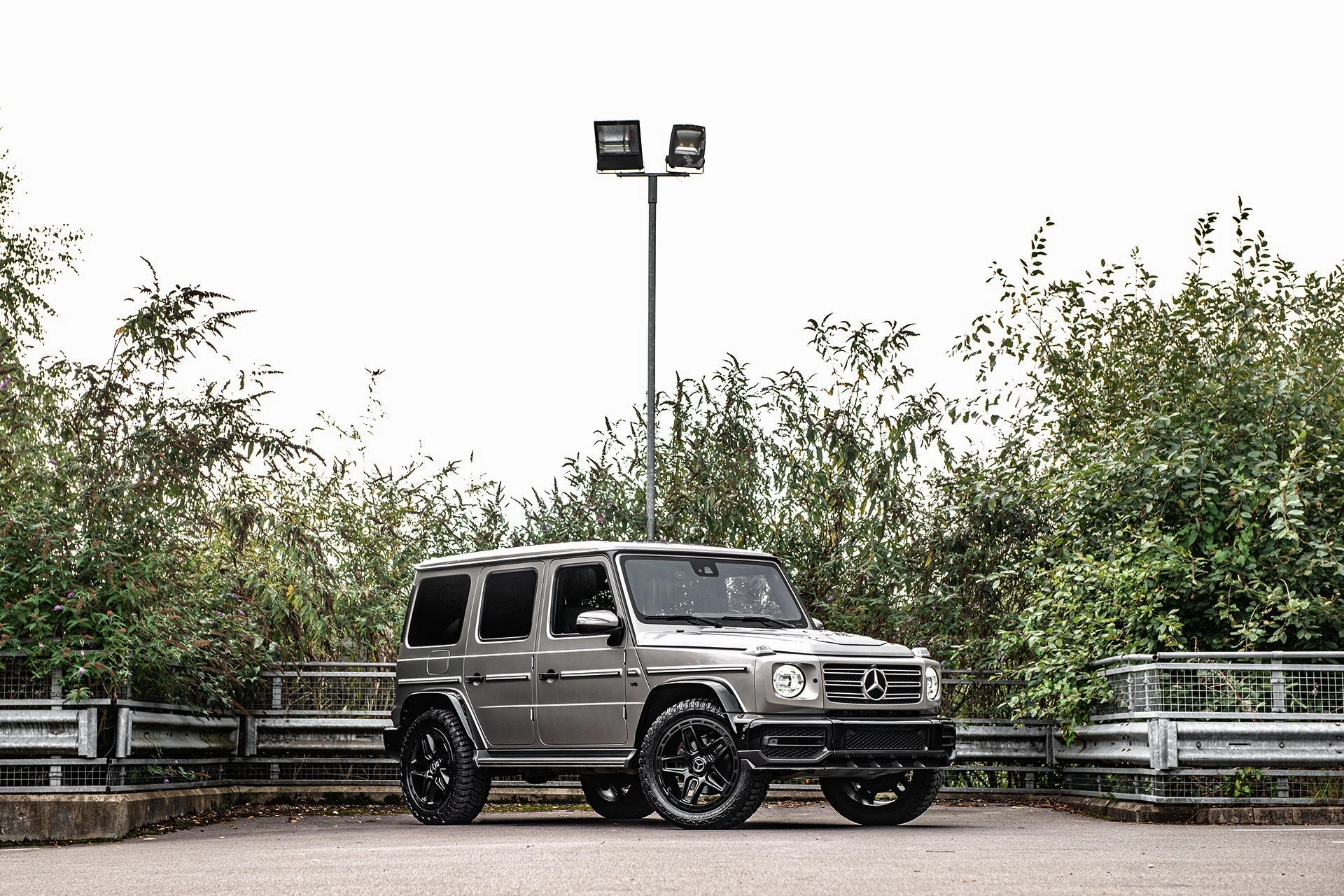 Mercedes-Benz G-wagon - Silver Exterior