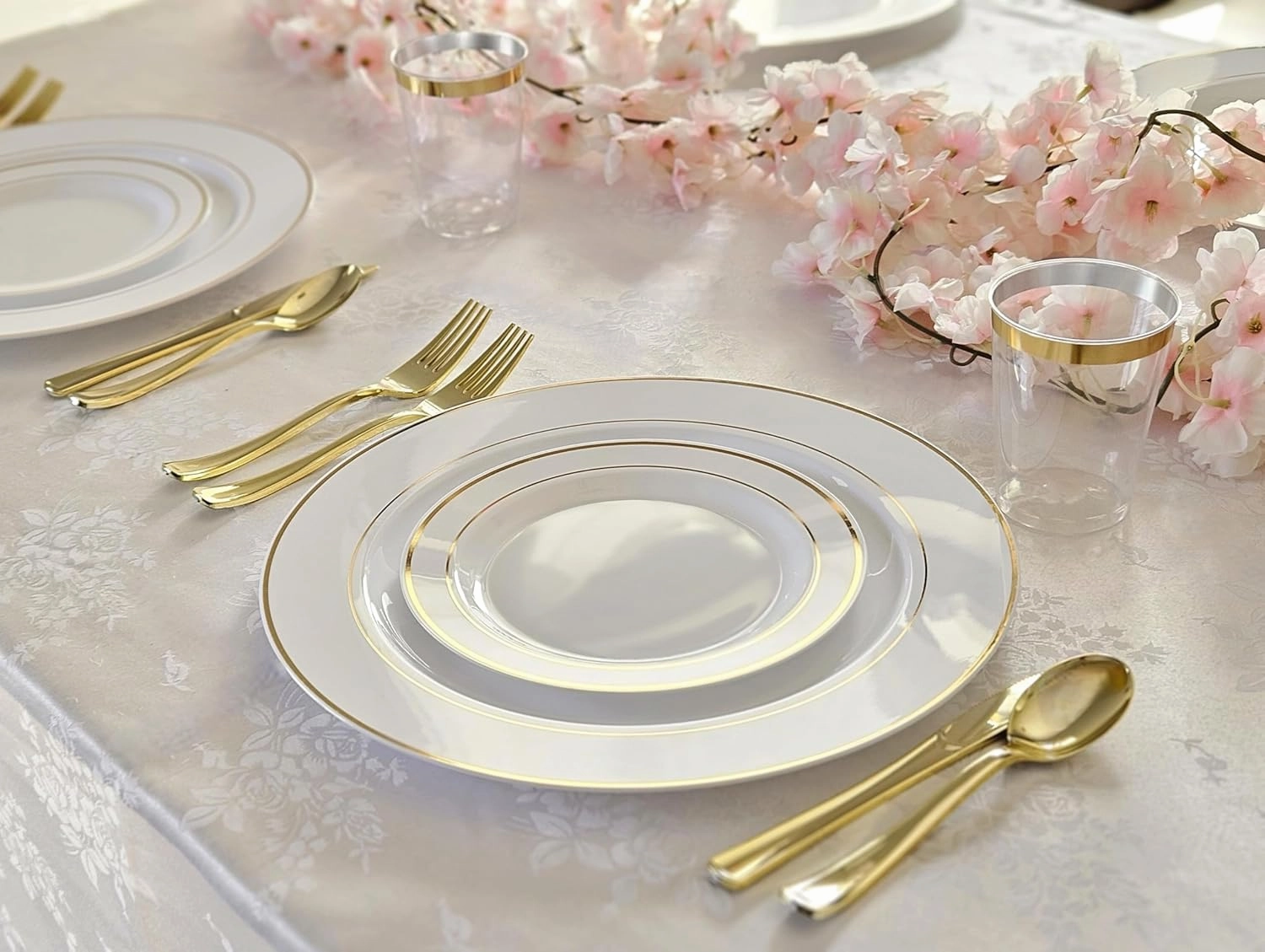 OCCASIONS 120 pcs Chargers pack Wedding Party 12'' Disposable Plastic Charger Plates/Charger (Celebration in White & Gold Rim)