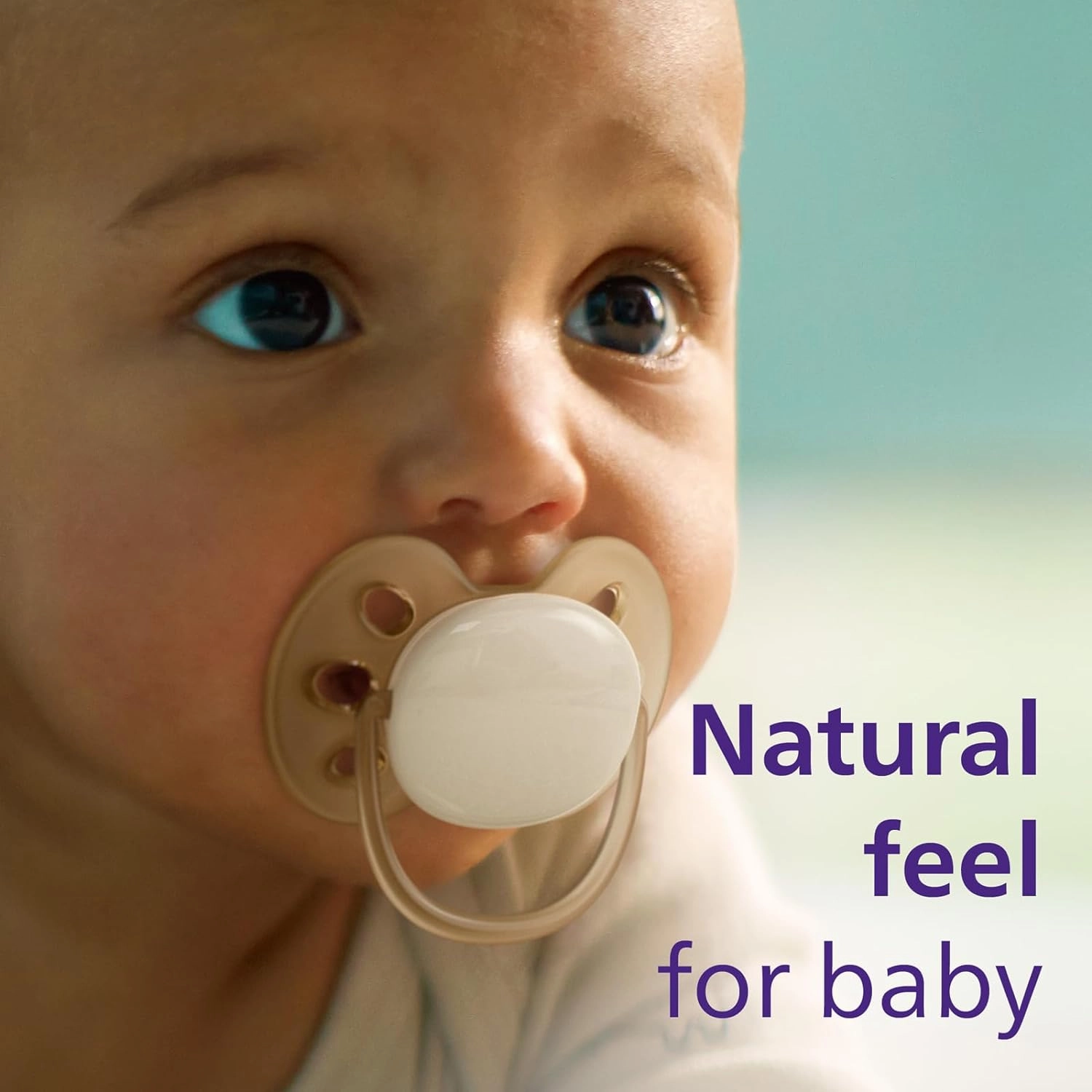 Philips Avent Ultra Soft Pacifier - 4 x Soft and Flexible Baby Pacifiers for Babies Aged 0-6 Months, BPA Free with Sterilizer Carry Case, SCF091/23