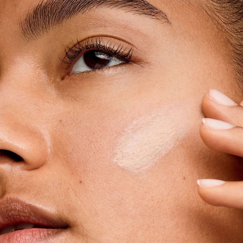 PHOTO FINISH OIL-FREE PORE MINIMIZING FACE PRIMER PRIMES, MATTIFIES & MINIMIZES PORES