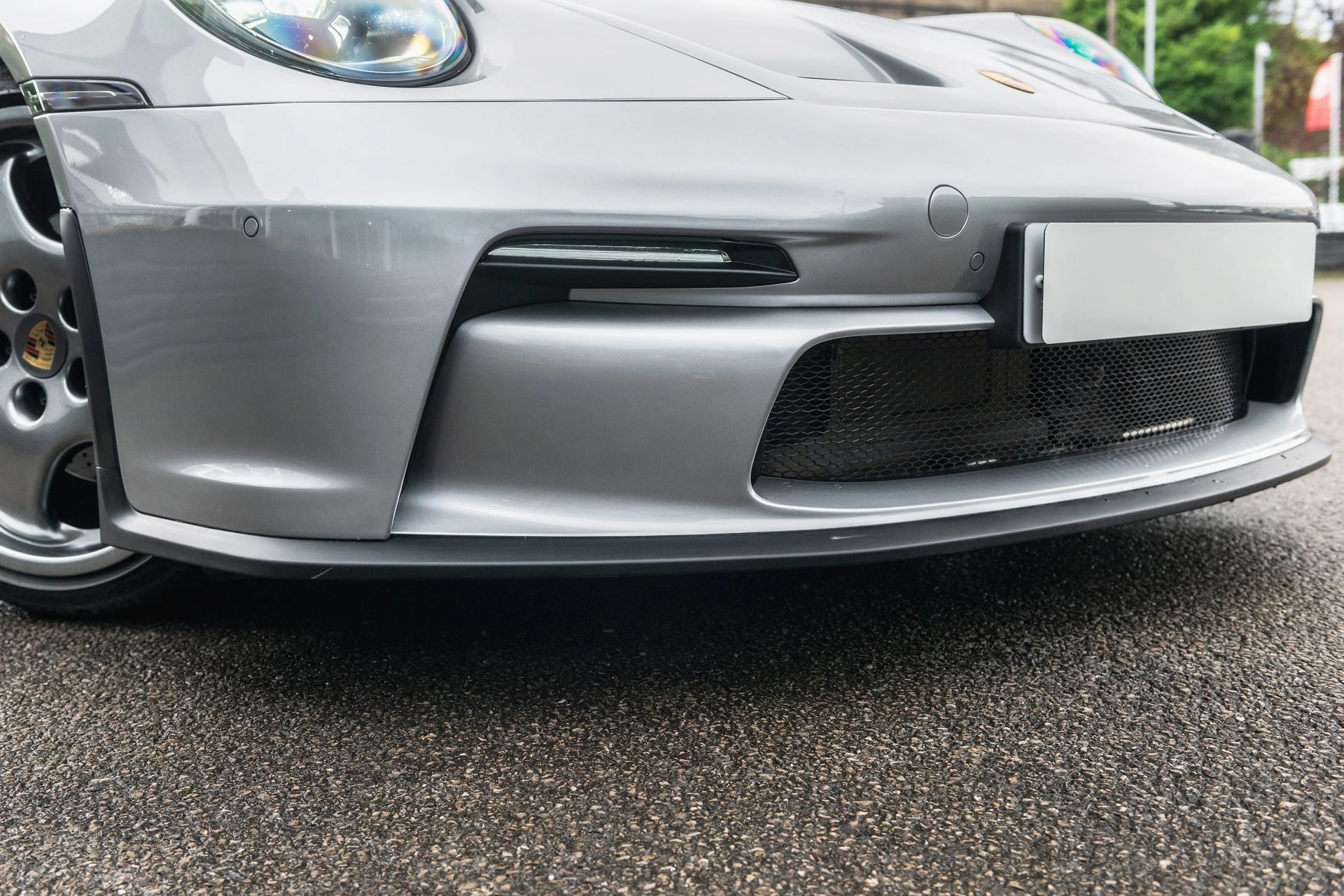 Porsche Targa 992 - Silver Exterior