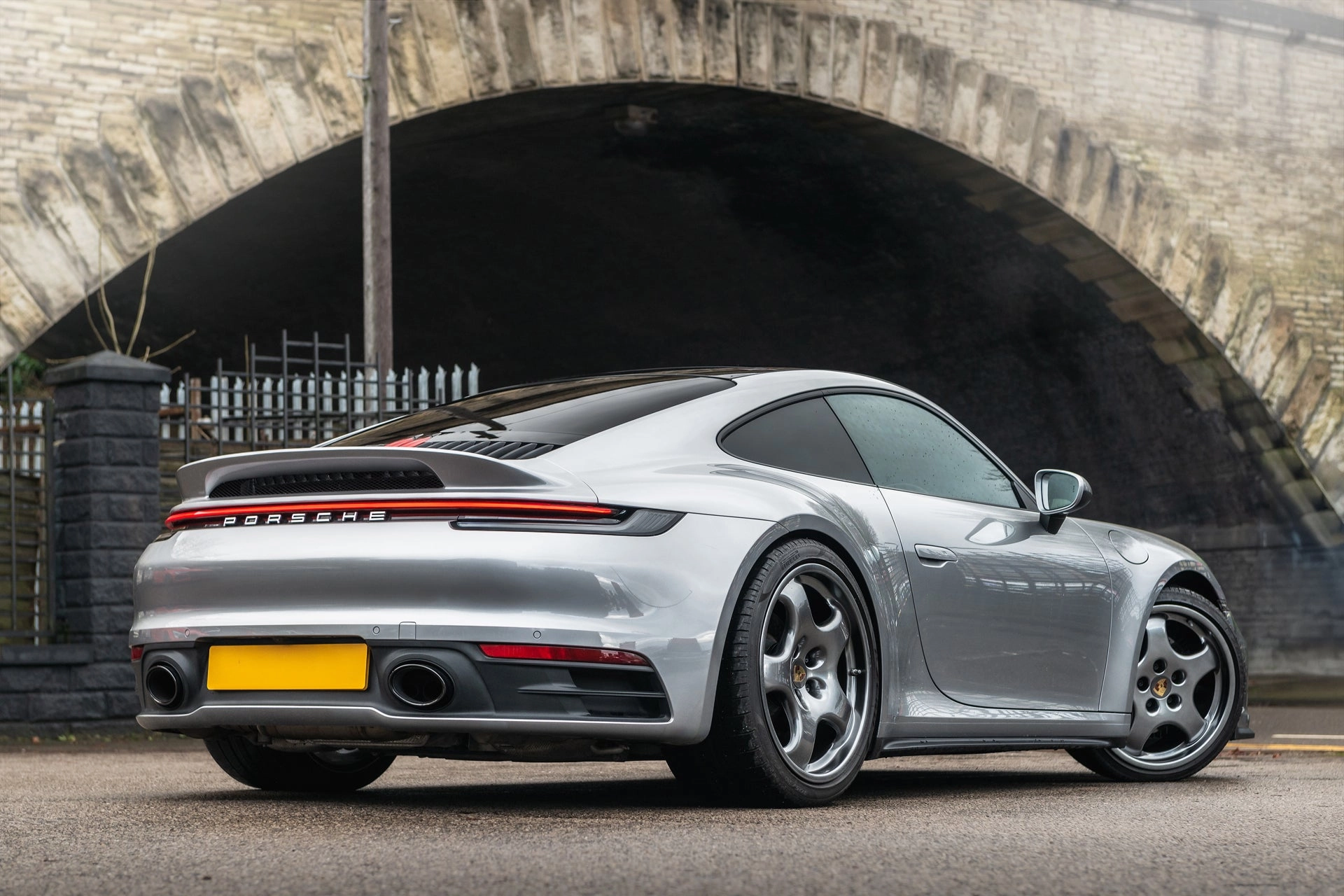 Porsche Targa 992 - Silver Exterior