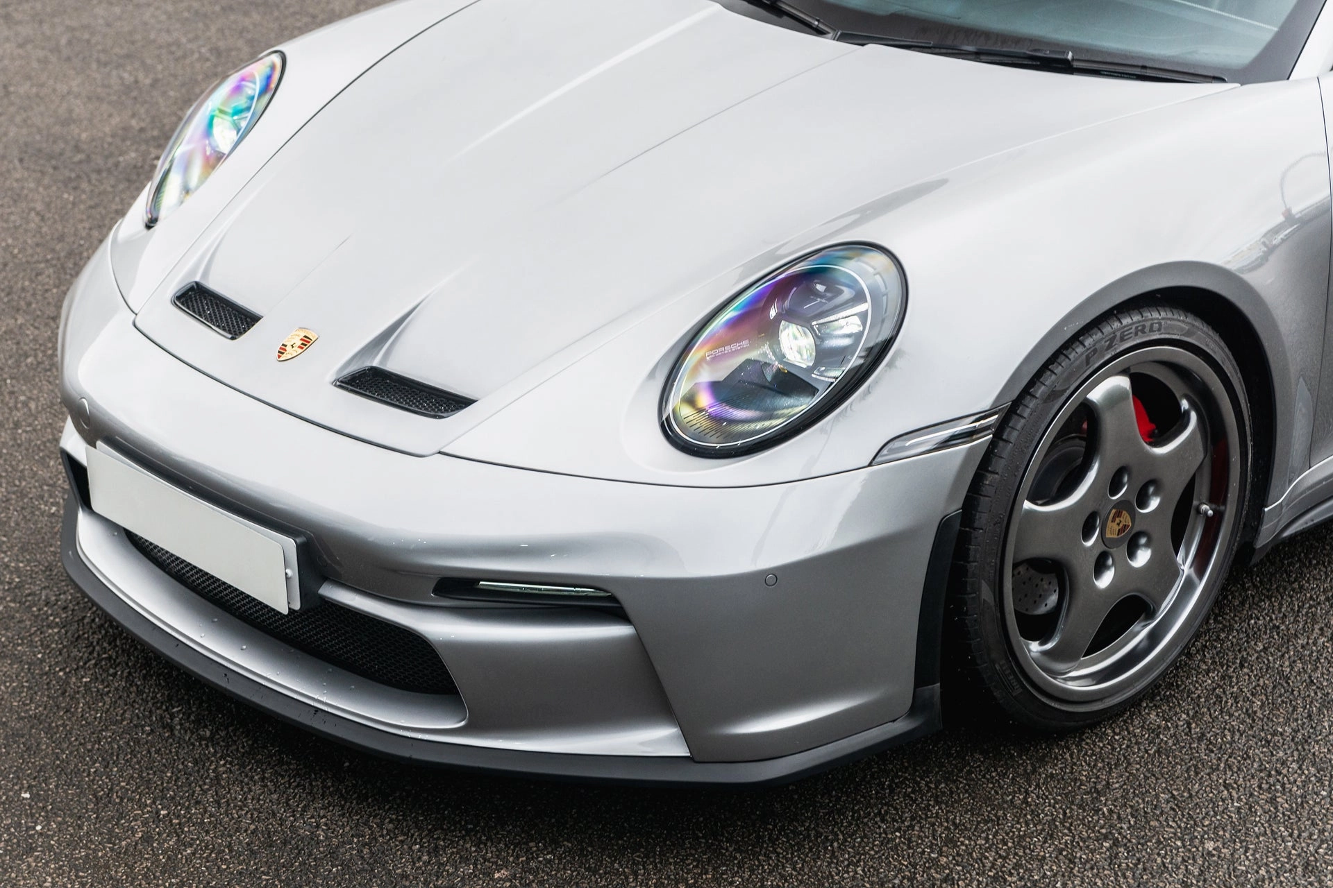 Porsche Targa 992 - Silver Exterior