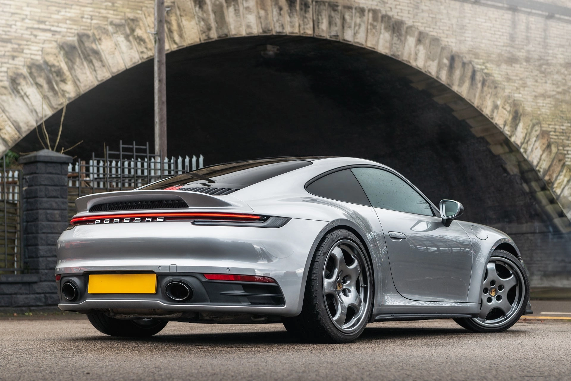 Porsche Targa 992 - Silver Exterior