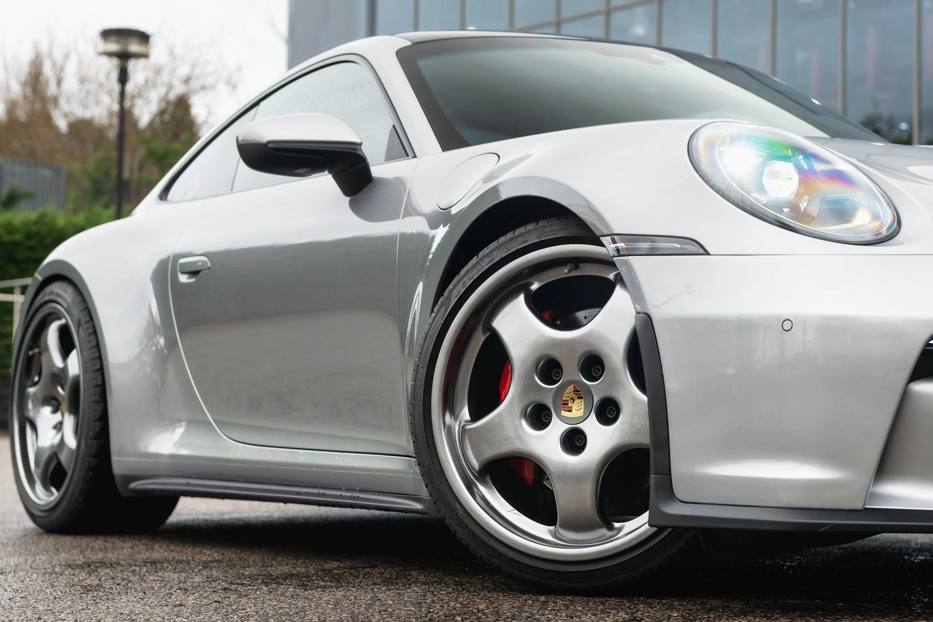 Porsche Targa 992 - Silver Exterior