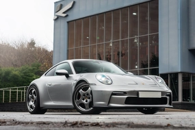 Porsche Targa 992 - Silver Exterior