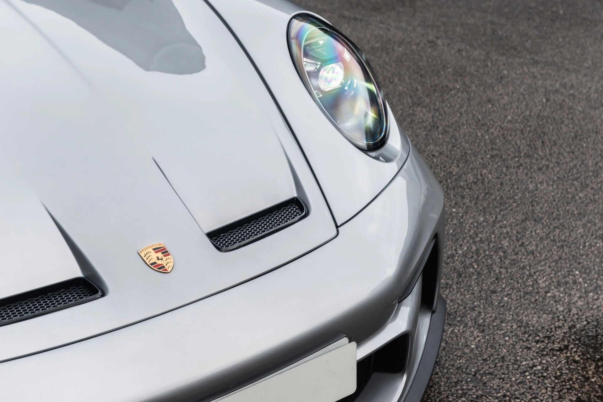 Porsche Targa 992 - Silver Exterior