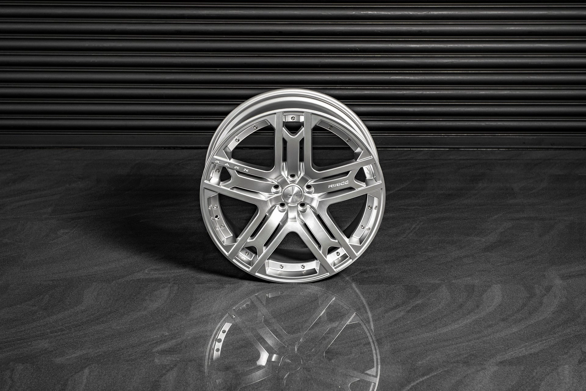 Range Rover (2009-2012) RS600 Light Alloy Wheels