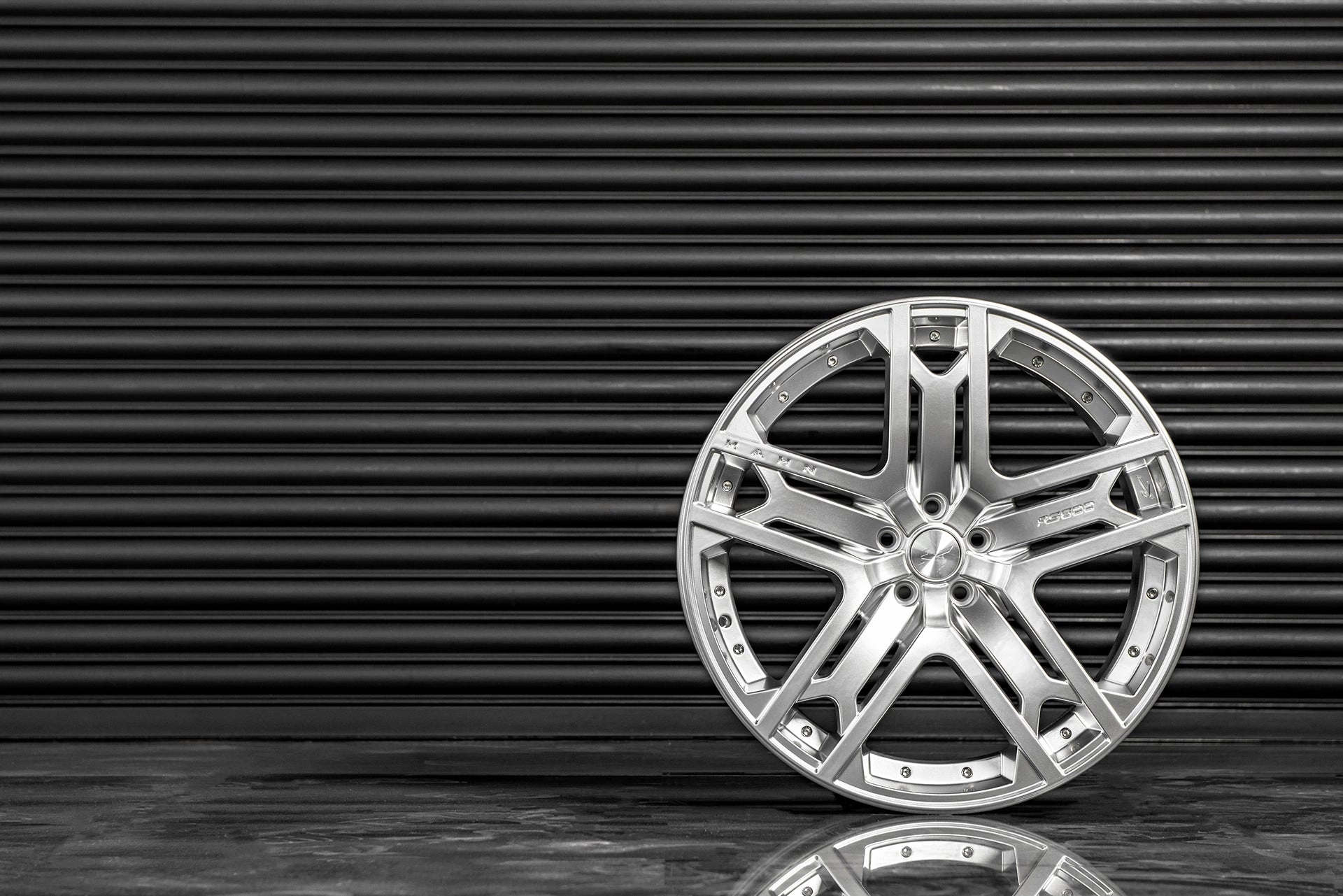 Range Rover (2009-2012) RS600 Light Alloy Wheels