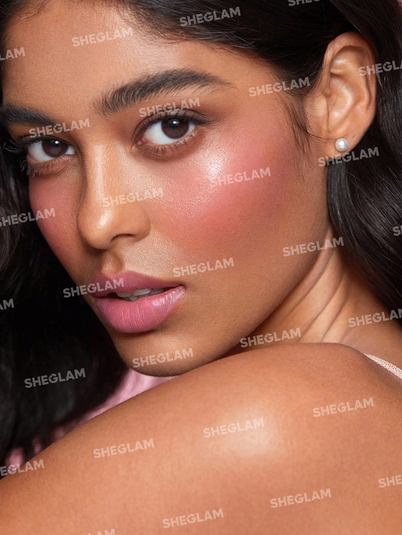 SHEGLAM - Lunar Glow Highlighter
