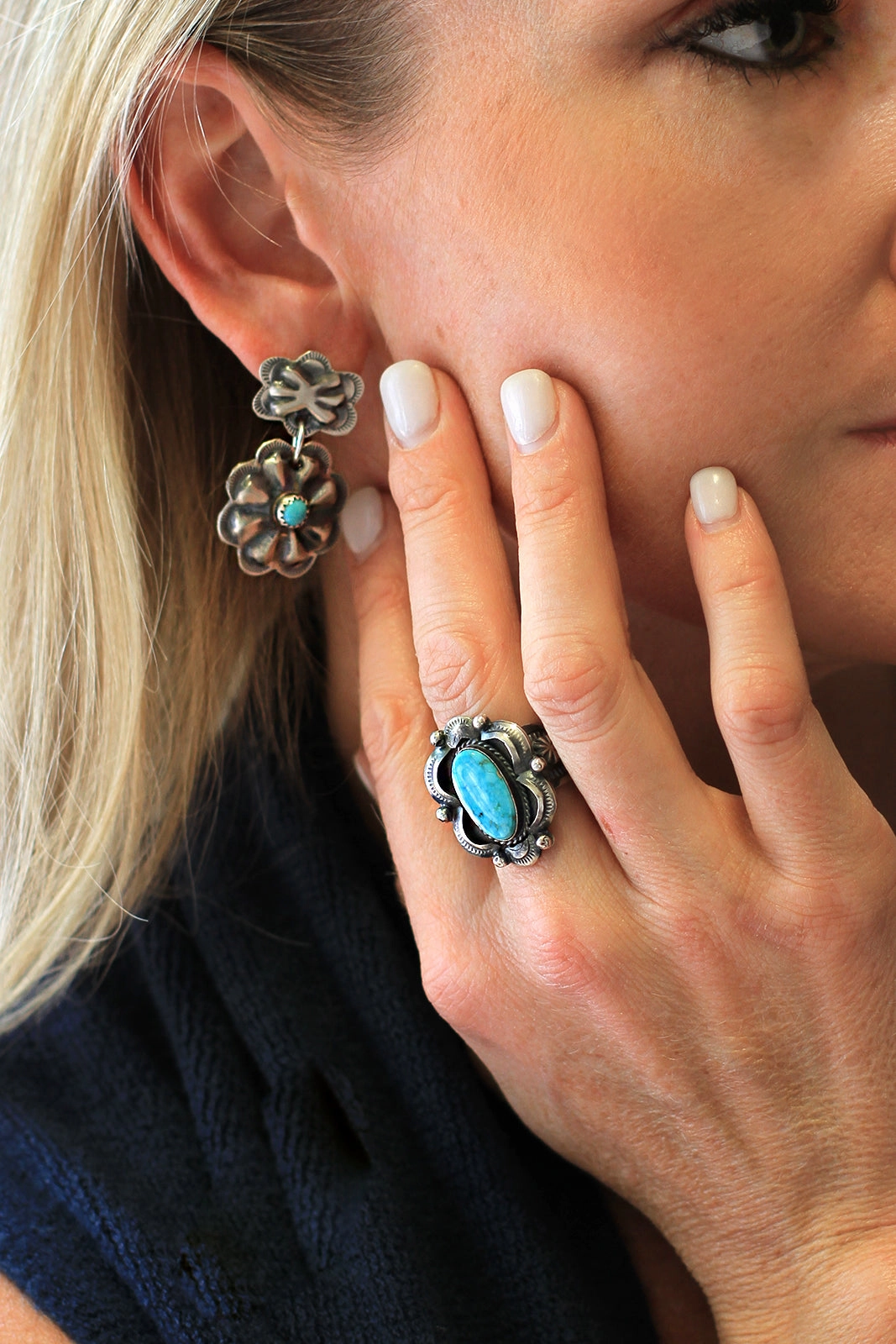 Tom Gilbert Kingman Turquoise Repousse Ring (Size 9)