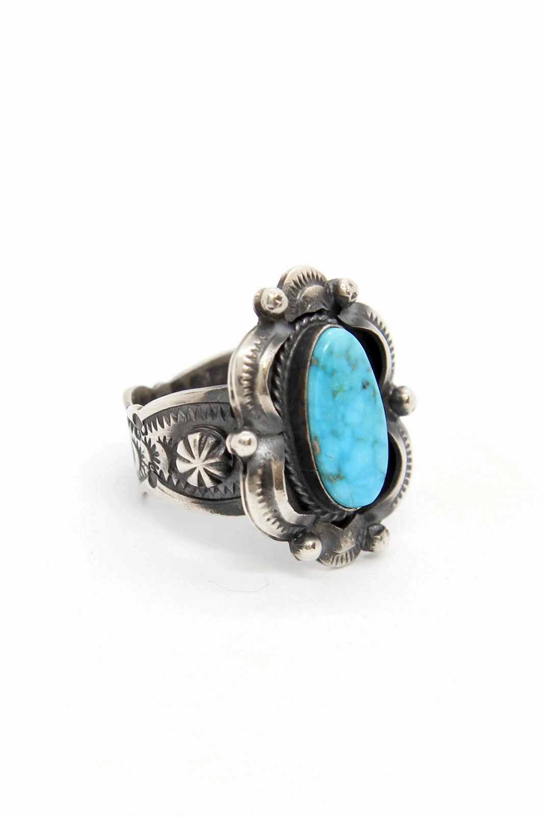 Tom Gilbert Kingman Turquoise Repousse Ring (Size 9)