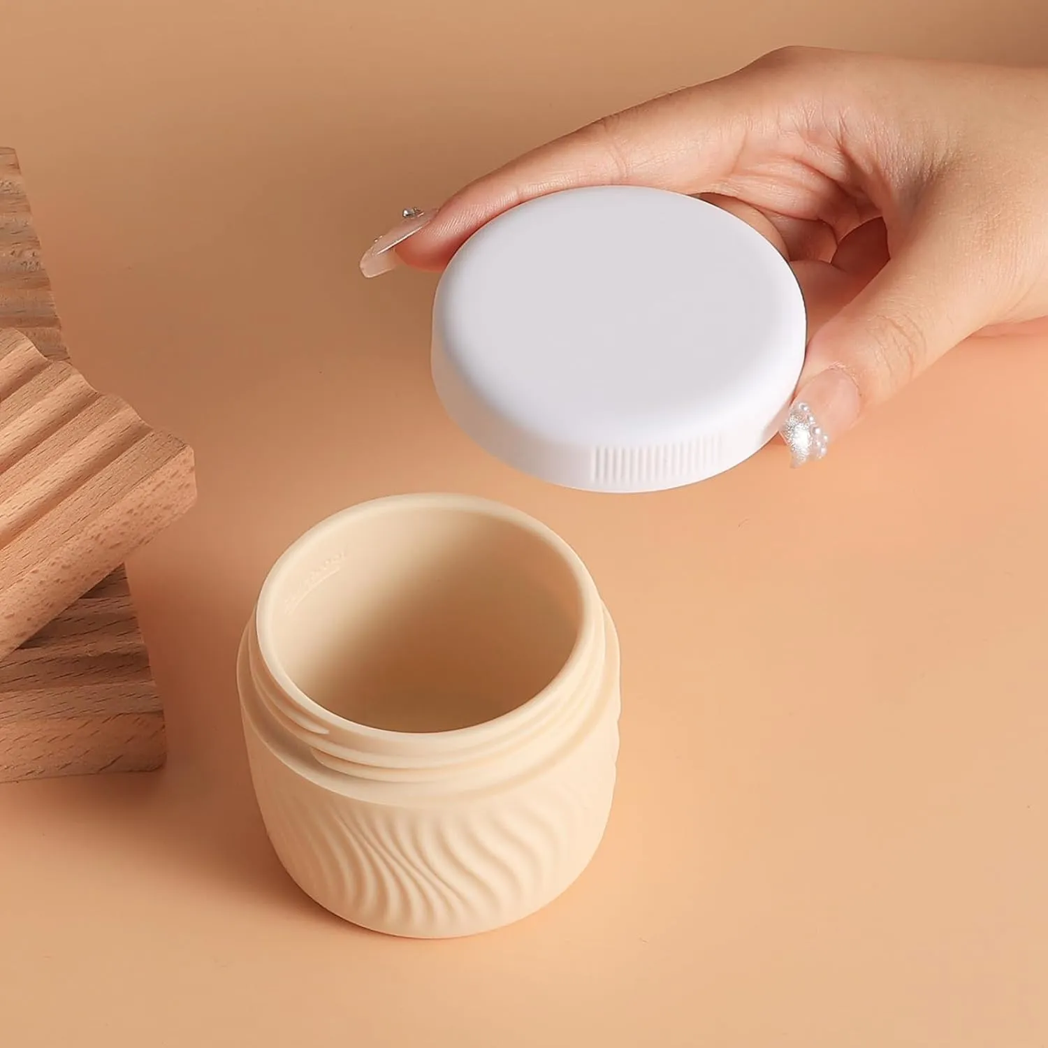 Travel Containers for Toiletries, Silicone Cream Jars BPA-Free, TSA Approved 3oz Travel Size Containers, Leak-proof Portable Size Silicone Jars with Lid for Face Hand Body Cream (4 Pack)