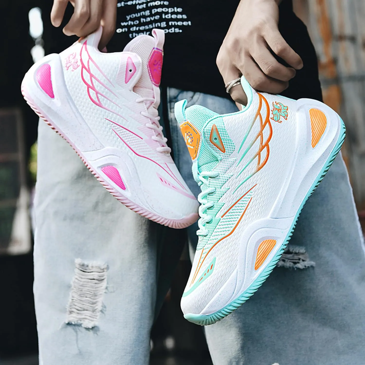 Unisex Basketball Shoes High Top Anti Slip Night Light Wear-Resistant Sole Graffiti Design Running Shoes Sports Shoes