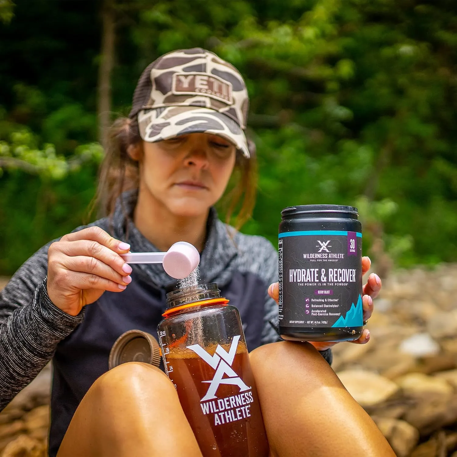 Wilderness Athlete - Hydrate & Recover | Liquid Hydration Powder Electrolyte Drink Mix - Recover Faster with Bcaas - Hydrate Powder with 1000mg of Vitamin C - 30 Serving Tub (Arizona Peach)
