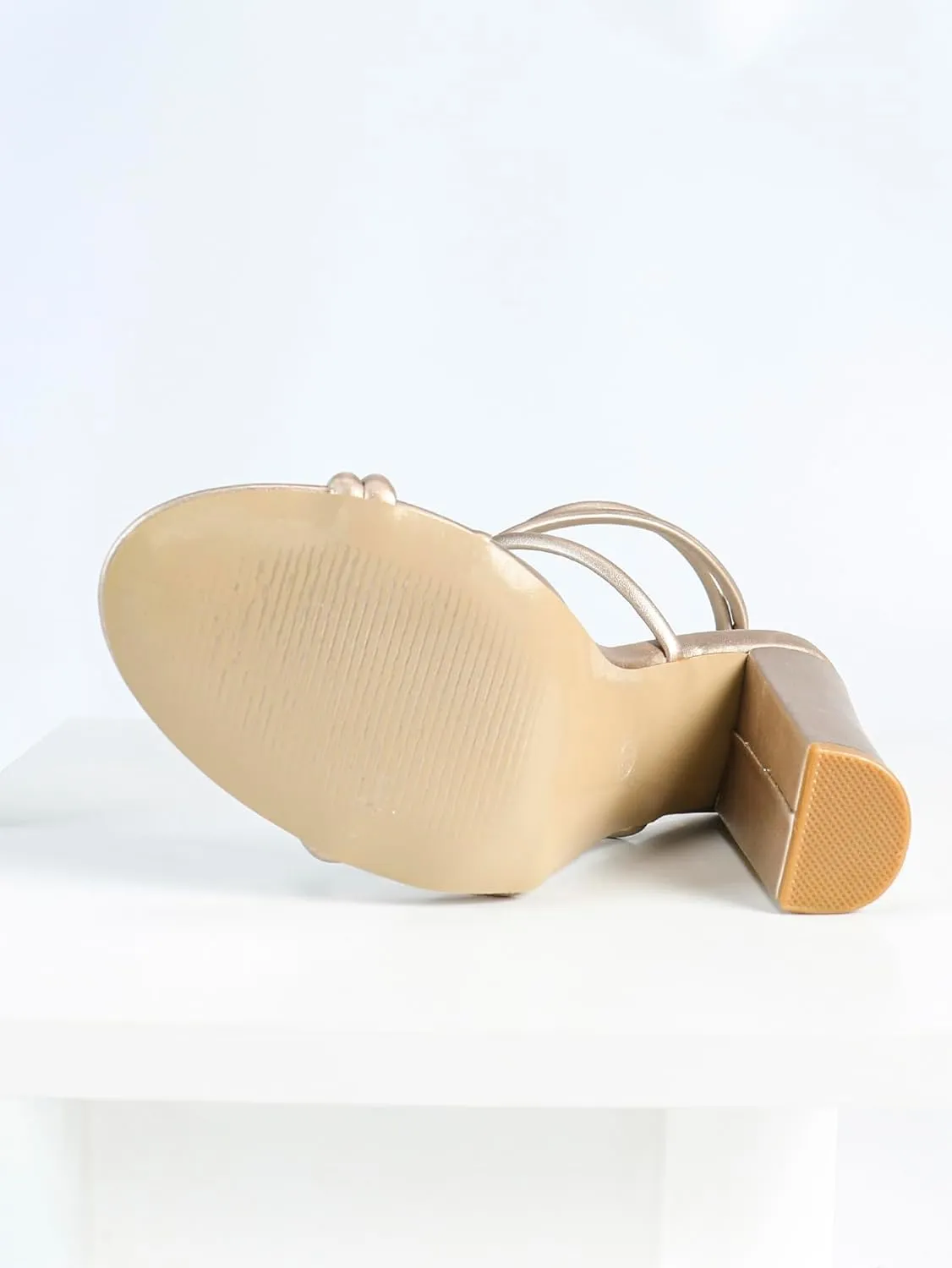 Women's High Heel Sandals – Minimalist Cross-Strap Block Heel Shoes, Elegant Square-Toe Dress Sandals for Everyday & Formal Wear