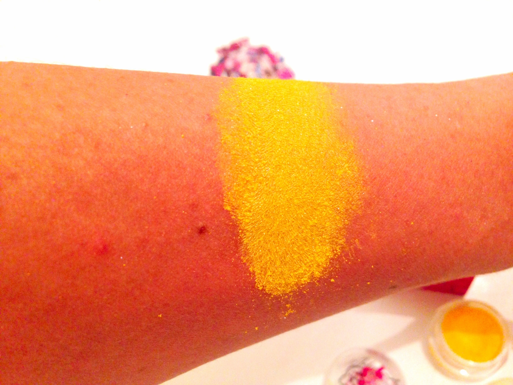 YELL-OOhh!! DOLLust DUST