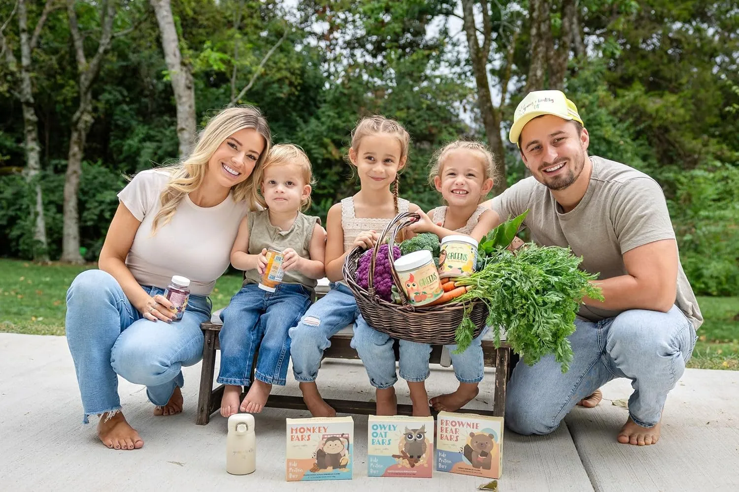 Young   Healthy Fit Kids Greens Powder, 30 Servings, Lion Lemonade, Superfood Drink Mix With Fiber for Digestive Health, Organic Fruits & Vegetables, Antioxidants, Real Food Ingredients, Ages 2 
