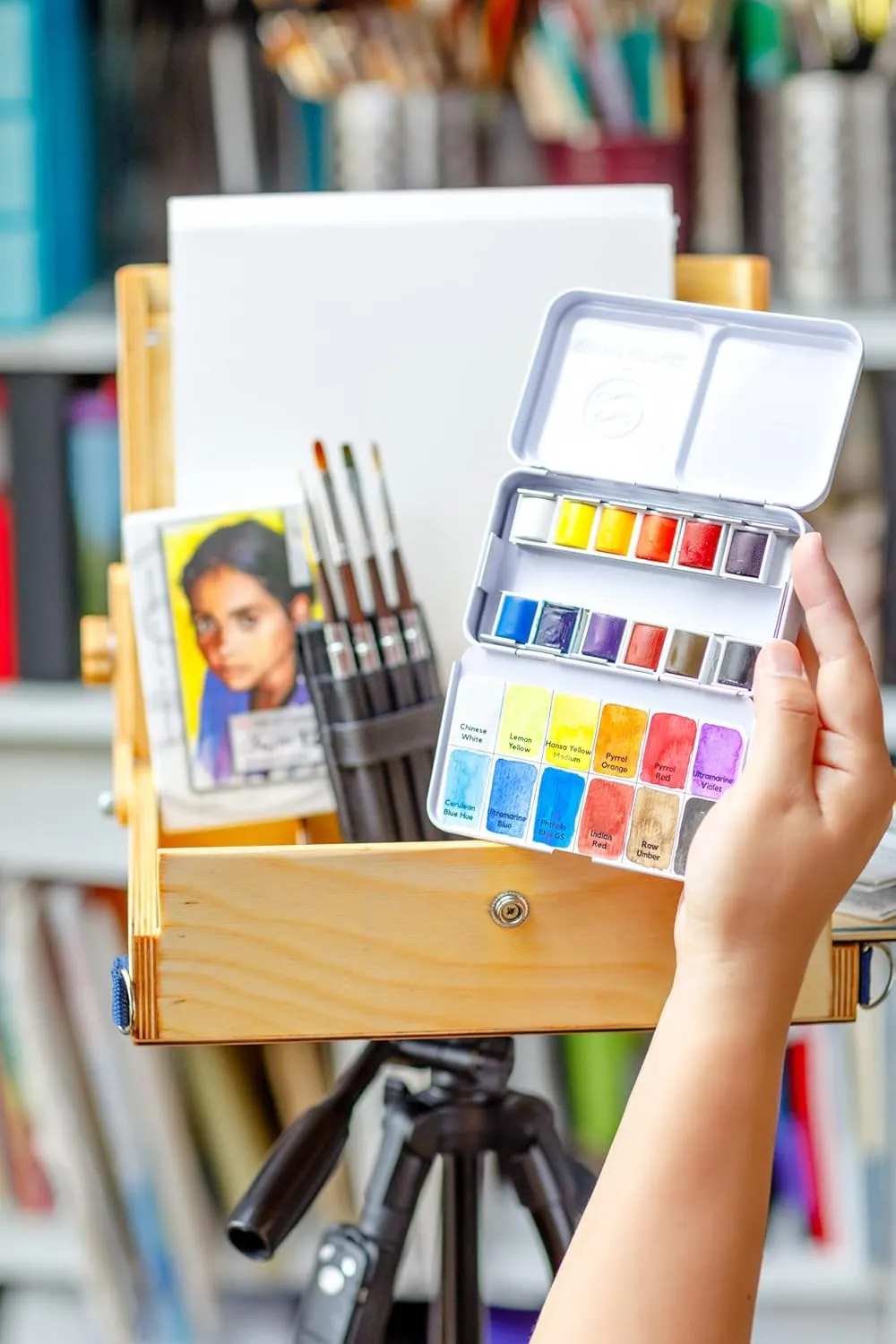 ZenART Professional Watercolour Paint - Non-Toxic 12 Half-Pan Set in Metal Tin Palette - Portable Travel Watercolour Set for Adults - Vibrant Essential Primary Water Colors